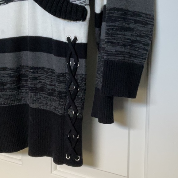 2 Sweaters by Style & Co - Picture 3 of 8